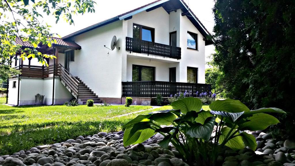 Apartment Lipa Irinovac Zimmer foto
